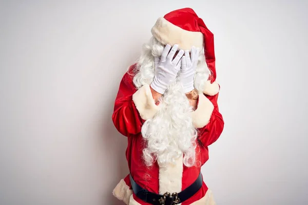 Gut Aussehender Mann Mittleren Alters Weihnachtsmannkostüm Der Vor Isoliertem Weißem — Stockfoto