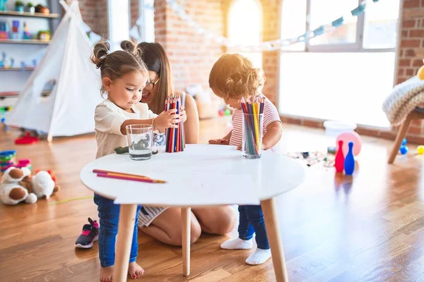 Young Beautiful Teacher Toddlers Playing Kindergarten — Stock Photo, Image