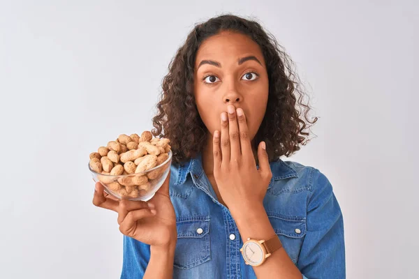 Young Brazilian Woman Holding Bowl Peanuts Standing Isolated White Background — Stock Photo, Image