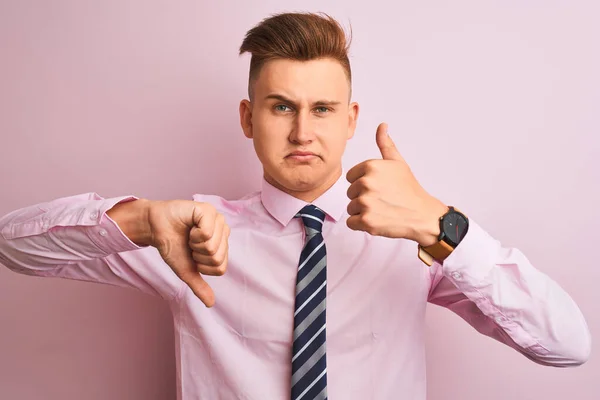 Young Handsome Businessman Wearing Shirt Tie Standing Isolated Pink Background — Stock Photo, Image