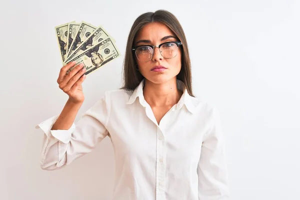 Mooie Zakenvrouw Het Dragen Van Een Bril Met Dollars Geïsoleerde — Stockfoto