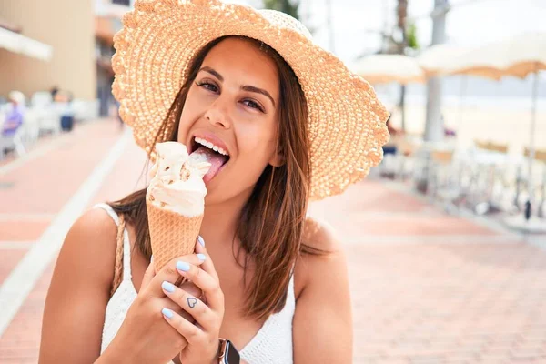 Young Beautiful Woman Eating Ice Cream Cone Beach Sunny Day — Stock Photo, Image