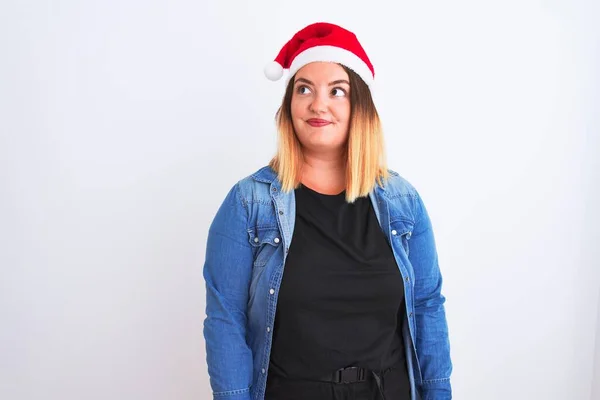 Joven Hermosa Mujer Con Sombrero Navidad Santa Pie Sobre Fondo —  Fotos de Stock