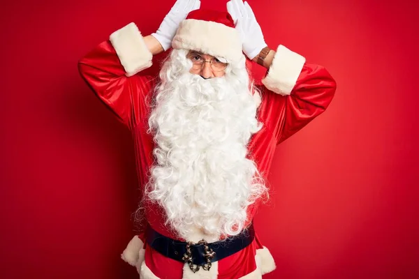 Hombre Guapo Mediana Edad Vistiendo Traje Santa Pie Sobre Fondo —  Fotos de Stock