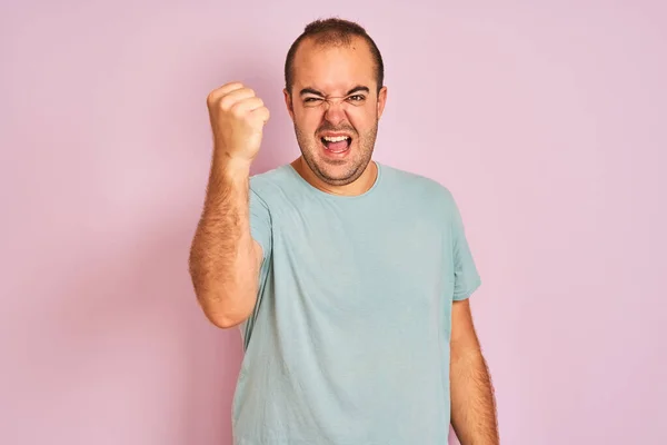 Giovane Uomo Che Indossa Blu Casual Shirt Piedi Sopra Isolato — Foto Stock