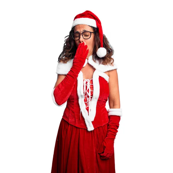 Mujer Mediana Edad Vistiendo Traje Santa Claus Aburrido Bostezo Cansado — Foto de Stock