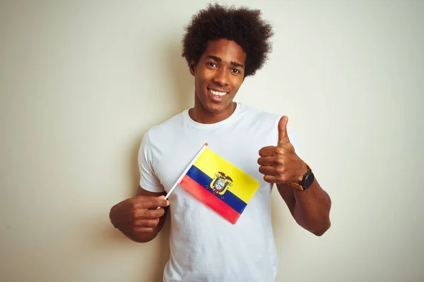 Afro Američan Drží Kolumbijskou Vlajku Stojící Nad Izolovaným Bílým Pozadím — Stock fotografie