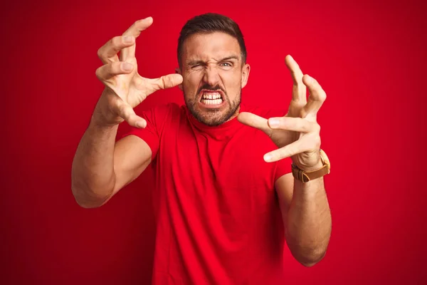 Giovane Bell Uomo Indossa Casual Shirt Sfondo Rosso Isolato Gridare — Foto Stock