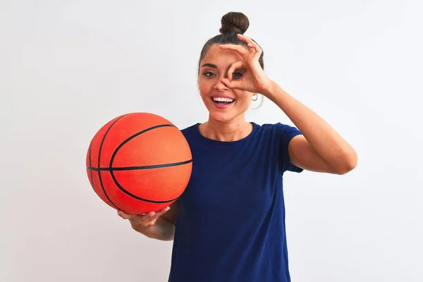 Genç Güzel Sporcu Kadın Basketbol Topunu Izole Edilmiş Beyaz Arka — Stok fotoğraf