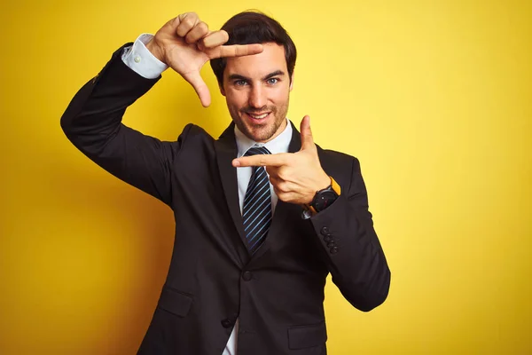 Young Handsome Businessman Wearing Suit Tie Standing Isolated Yellow Background — Stock Photo, Image