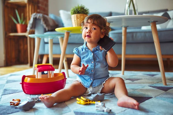 Beautiful Toddler Child Girl Sitting Carpet Playing Smartphone — Stock Photo, Image