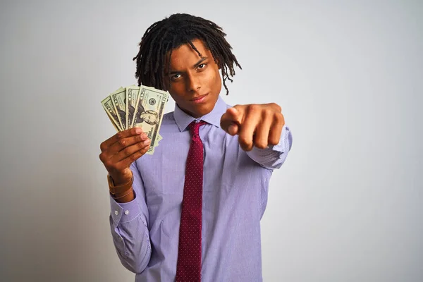 Afro Amerikaanse Zakenman Met Dreadlocks Met Dollars Geïsoleerde Witte Achtergrond — Stockfoto