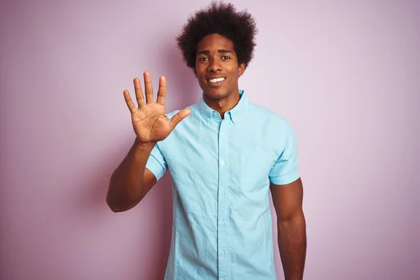 Young American Man Afro Hair Wearing Blue Shirt Standing Isolated — ストック写真