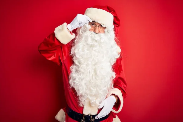 Hombre Guapo Mediana Edad Vistiendo Traje Santa Pie Sobre Fondo —  Fotos de Stock