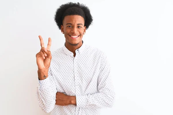 Junger Afrikanisch Amerikanischer Mann Elegantem Hemd Der Vor Isoliertem Weißem — Stockfoto