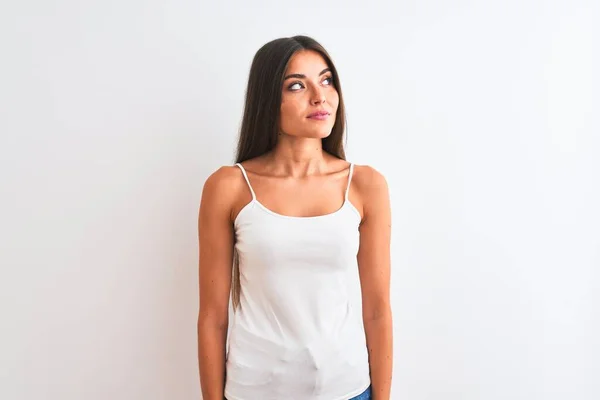 Giovane Bella Donna Indossa Casual Shirt Piedi Sopra Isolato Sfondo — Foto Stock