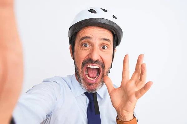 Pengusaha Usia Pertengahan Yang Mengenakan Helm Bersepeda Membuat Selfie Atas — Stok Foto