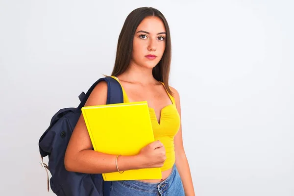 Menina Estudante Bonita Usando Mochila Segurando Notebook Sobre Fundo Branco — Fotografia de Stock
