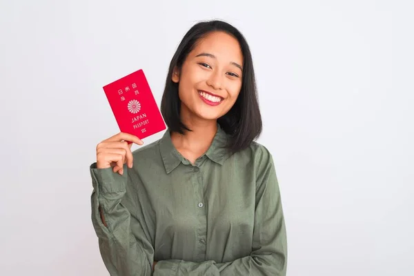 Krásná Čínská Žena Drží Japonský Pas Nad Izolovaným Bílým Pozadím — Stock fotografie