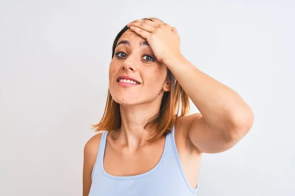 Beautiful Redhead Woman Standing Isolated Background Stressed Hand Head Shocked — Stock Photo, Image