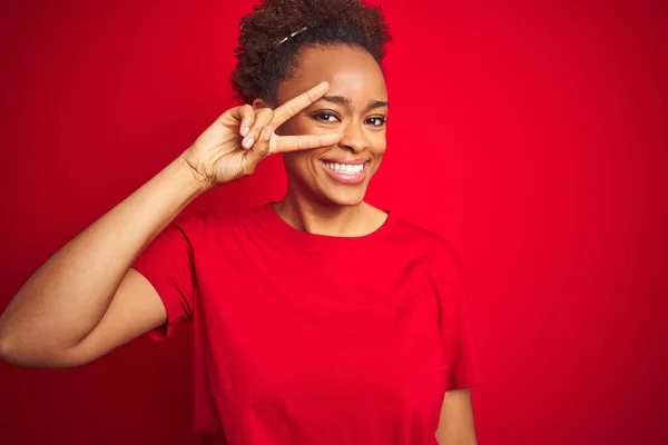 Young Beautiful African American Woman Afro Hair Isolated Red Background — Stock Photo, Image