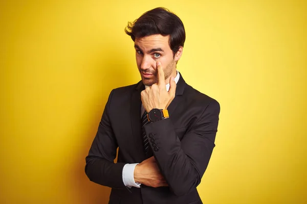 Young Handsome Businessman Wearing Suit Tie Standing Isolated Yellow Background — Stock Photo, Image