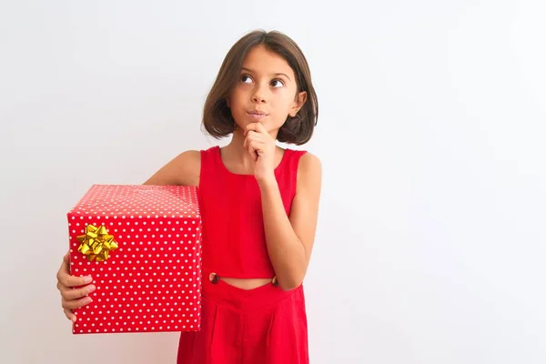 Beautiful Child Girl Holding Birthday Gift Standing Isolated White Background — Stock Photo, Image