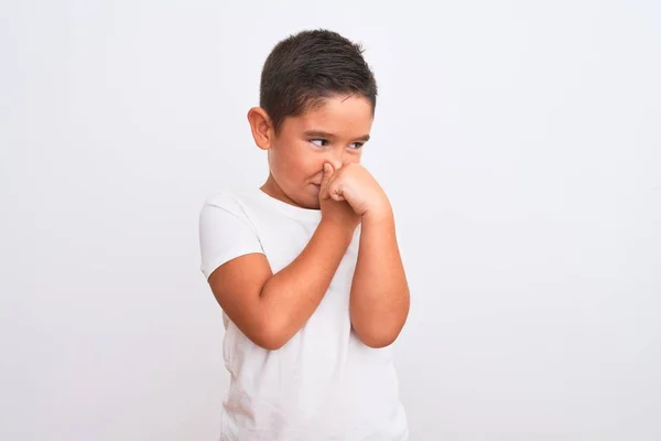 Vacker Pojke Bär Casual Shirt Stående Över Isolerad Vit Bakgrund — Stockfoto