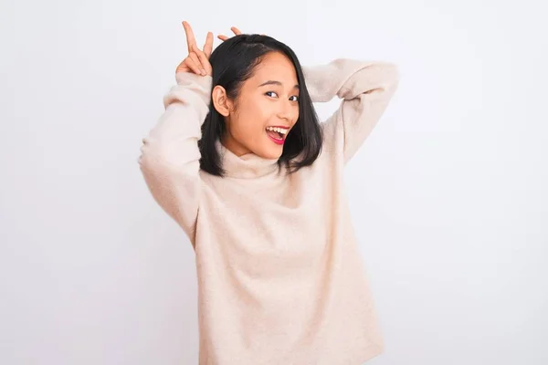 Young Chinese Woman Wearing Turtleneck Sweater Standing Isolated White Background — ストック写真