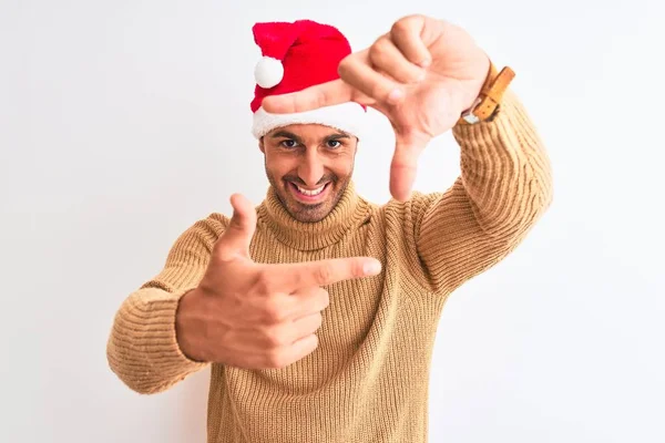 Jonge Knappe Man Draagt Kerst Coltrui Geïsoleerde Achtergrond Lachende Maken — Stockfoto
