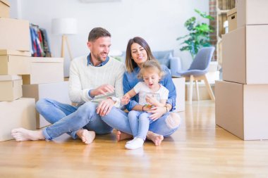 Çocuklu güzel bir aile. 
