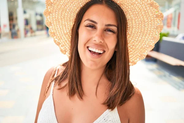 Young Beautiful Woman Shopping Center Standing Smiling Happy Cheerful Mall — Stock Photo, Image