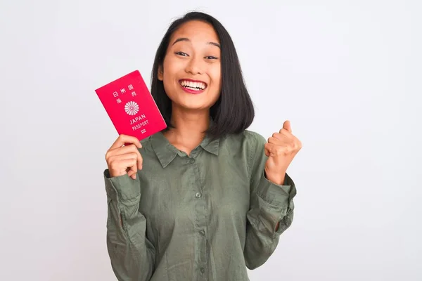 Bella Donna Cinese Possesso Giappone Passaporto Giapponese Sfondo Bianco Isolato — Foto Stock