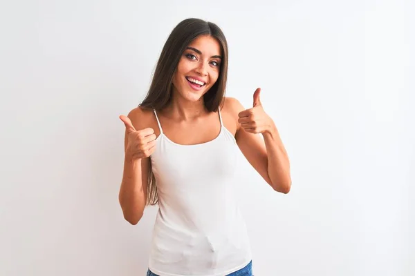 Jovem Mulher Bonita Vestindo Shirt Casual Sobre Isolado Sinal Sucesso — Fotografia de Stock