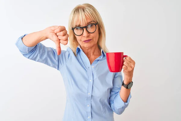 Middle Age Businesswoman Wearing Glasses Drinking Coffee Isolated White Background — Stock Photo, Image