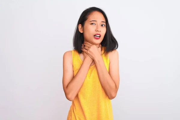 Young Chinese Woman Wearing Yellow Casual Shirt Standing Isolated White — 스톡 사진