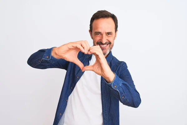 Homem Bonito Meia Idade Vestindo Camisa Jeans Azul Sobre Fundo — Fotografia de Stock