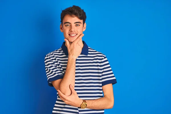 Teenager Boy Wearing Casual Shirt Standing Blue Isolated Background Looking — Stockfoto