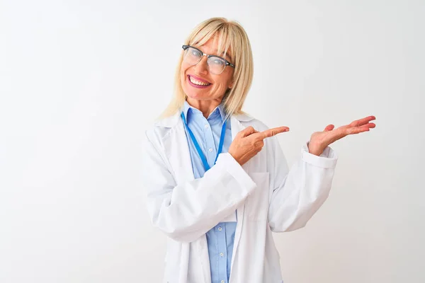 Middle Age Scientist Woman Wearing Glasses Card Isolated White Background — 스톡 사진