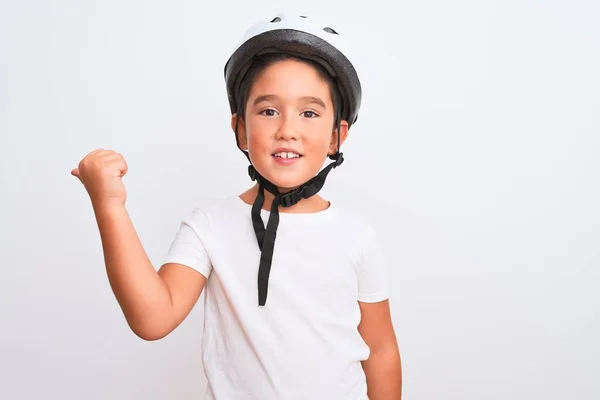 Hermoso Niño Con Casco Seguridad Bicicleta Pie Sobre Fondo Blanco —  Fotos de Stock