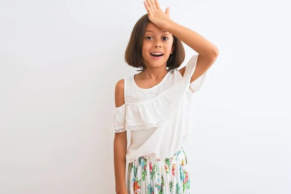 Jovem Menina Bonita Usando Vestido Casual Sobre Fundo Branco Isolado — Fotografia de Stock