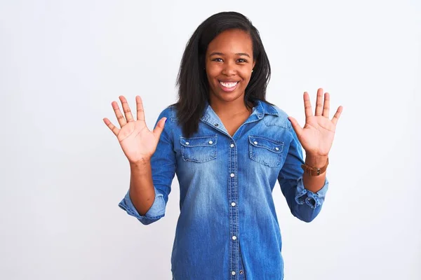 Schöne Junge Afrikanisch Amerikanische Frau Trägt Jeansjacke Über Isoliertem Hintergrund — Stockfoto