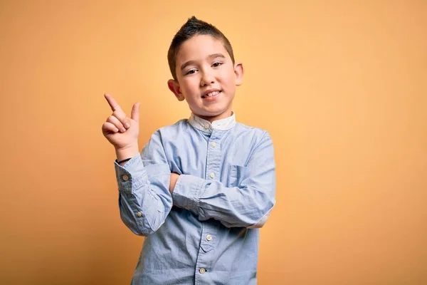 Young Little Boy Kid Wearing Elegant Shirt Standing Yellow Isolated — 스톡 사진