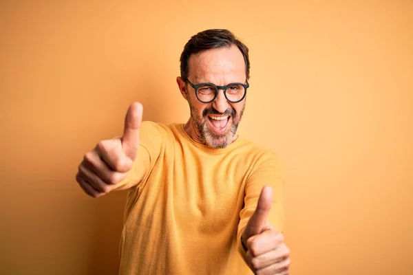 Middle Age Hoary Man Wearing Casual Sweater Glasses Isolated Yellow — Stock Photo, Image