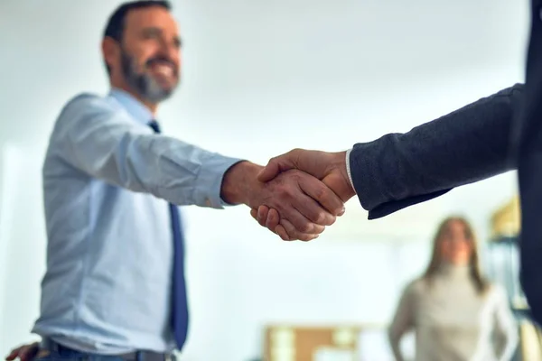 Business Workers Standing Together Shaking Hands Office — Stockfoto