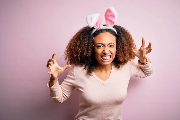 Young African American Woman Afro Hair Wearing Bunny Ears Pink — 图库照片