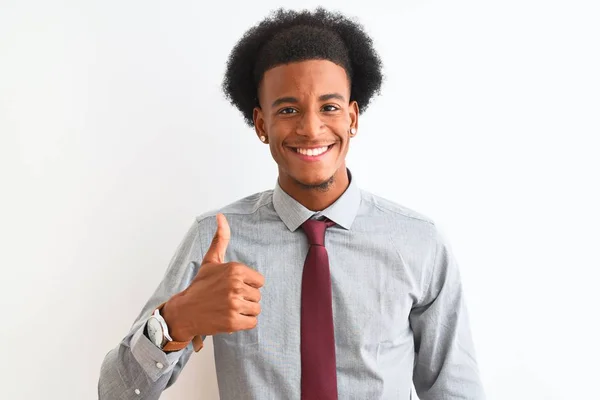 Junger Afrikanisch Amerikanischer Geschäftsmann Mit Krawatte Der Vor Isoliertem Weißem — Stockfoto