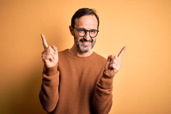 Middle Age Hoary Man Wearing Brown Sweater Glasses Isolated Yellow — Stock Photo, Image