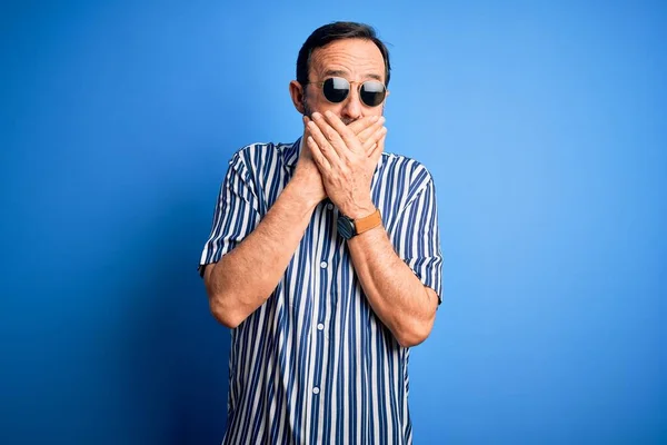 Middle Age Hoary Man Wearing Striped Shirt Sunglasses Isolated Blue — Stock Photo, Image