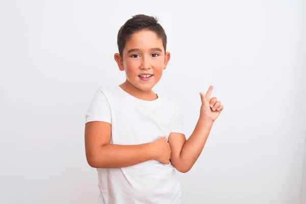 Schöner Kleiner Junge Lässigem Shirt Vor Isoliertem Weißem Hintergrund Mit — Stockfoto